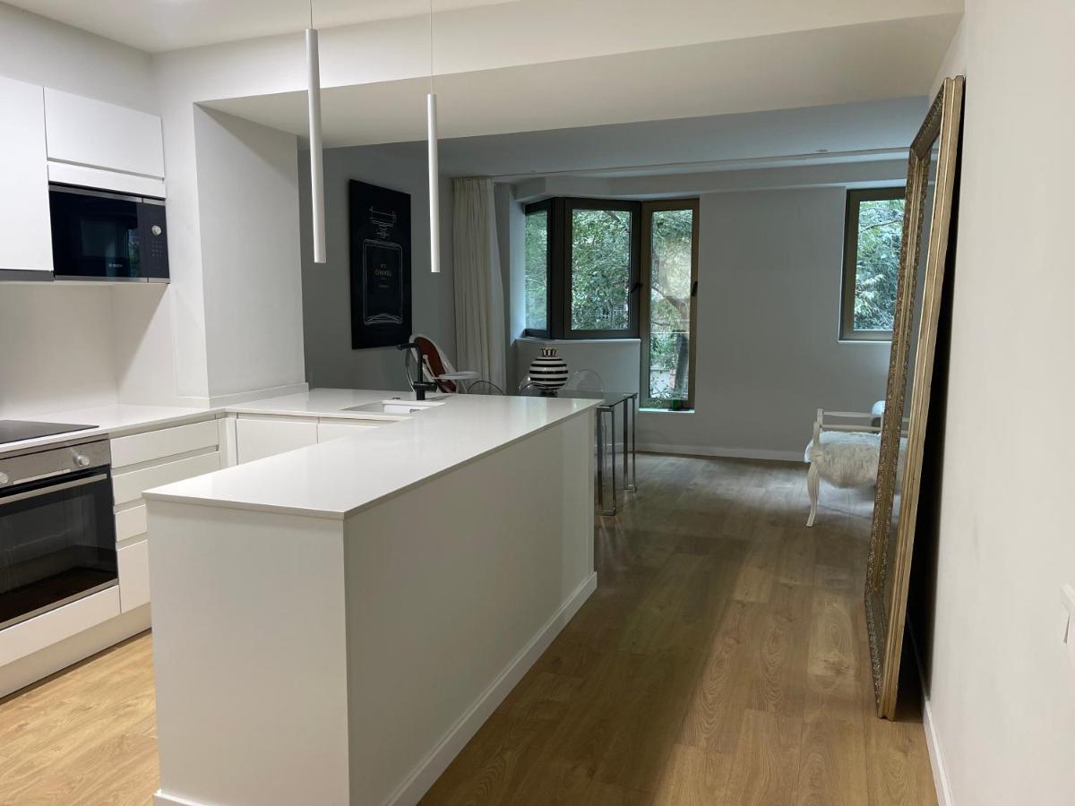 Flat In Passeig De Gracia Lejlighed Barcelona Eksteriør billede